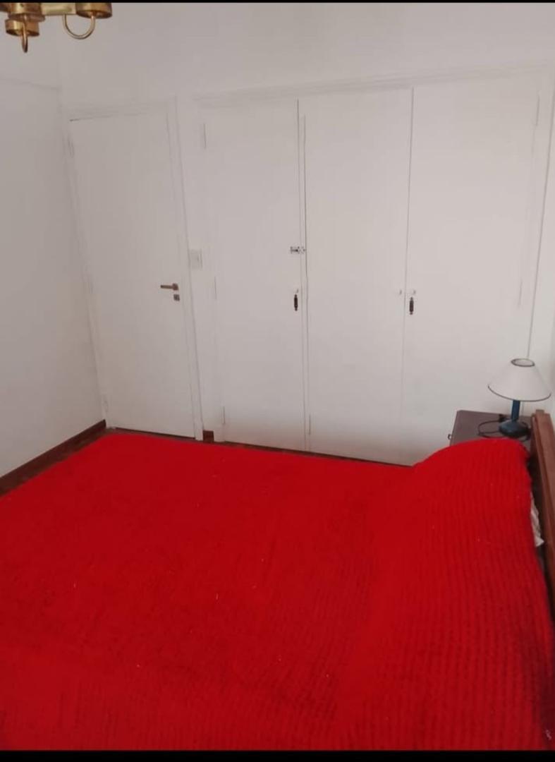 Av.colon 2147 , Piso 7