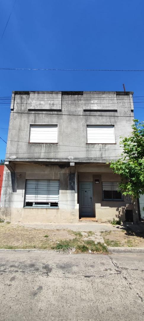 Casa sobre importante lote de 375 m2