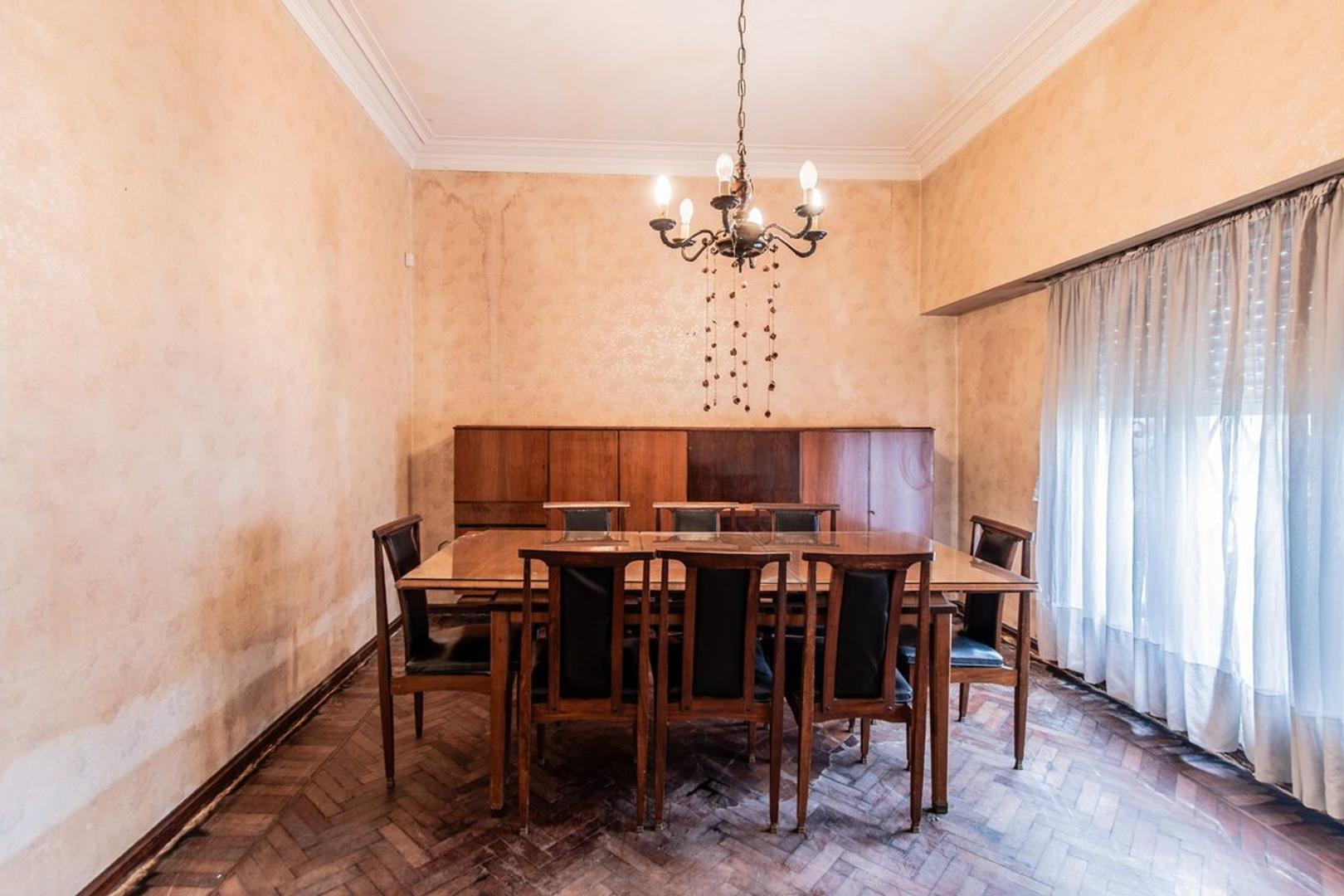 VENTA CASA 5 amb-LANUS ESTE