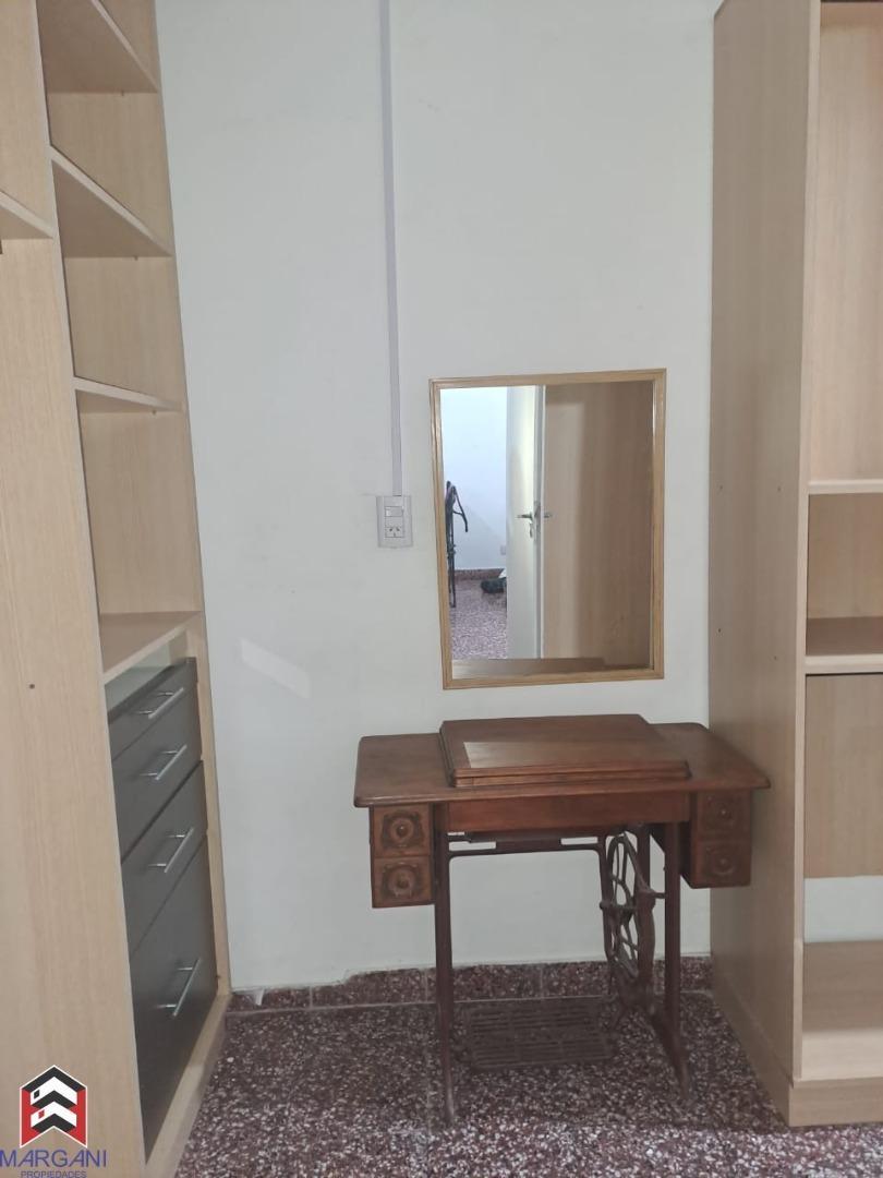Departamento en Alquiler en Isidro Casanova, $ 400.000