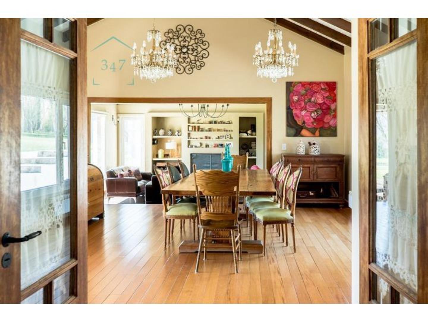 Casa en Venta de 5 dormitorios