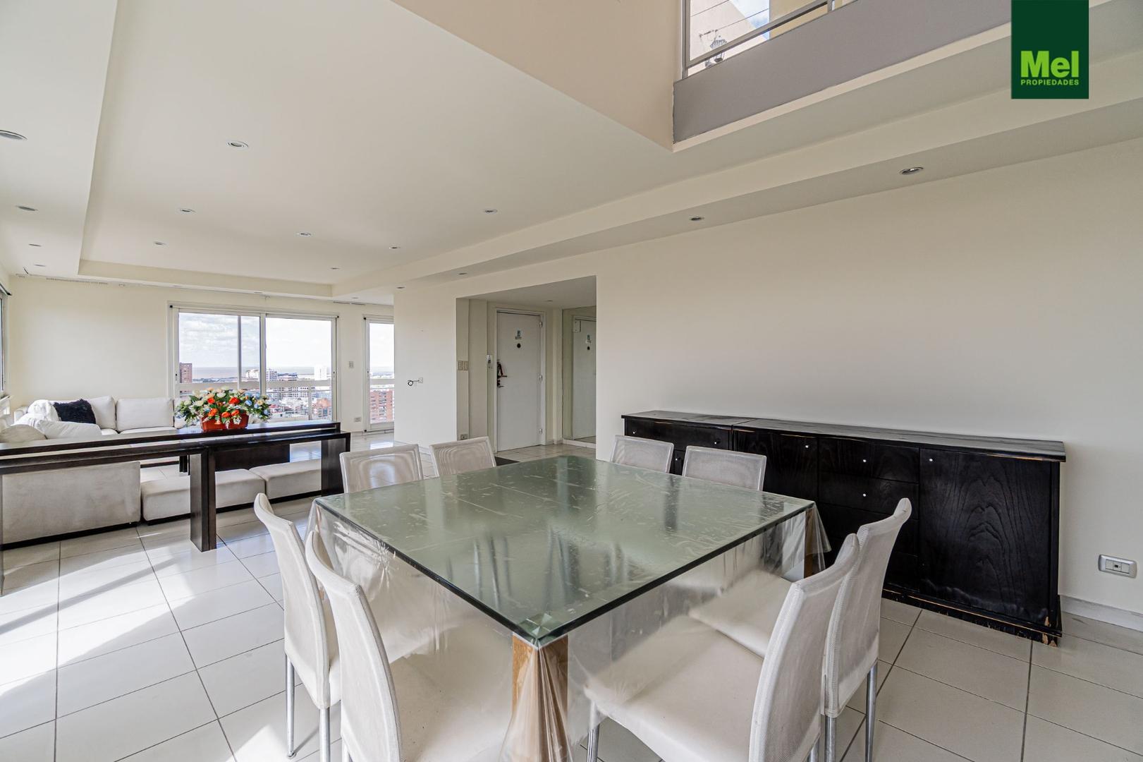 Departamento en Alquiler de 3 dormitorios