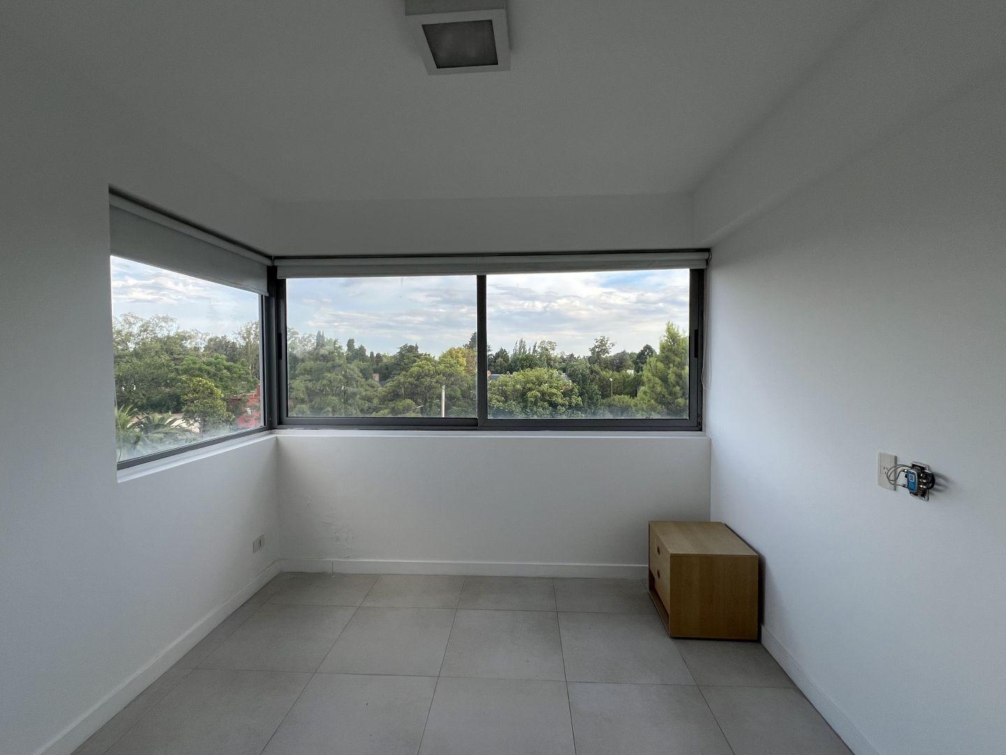 Departamento en Alquiler con 1 cocheras