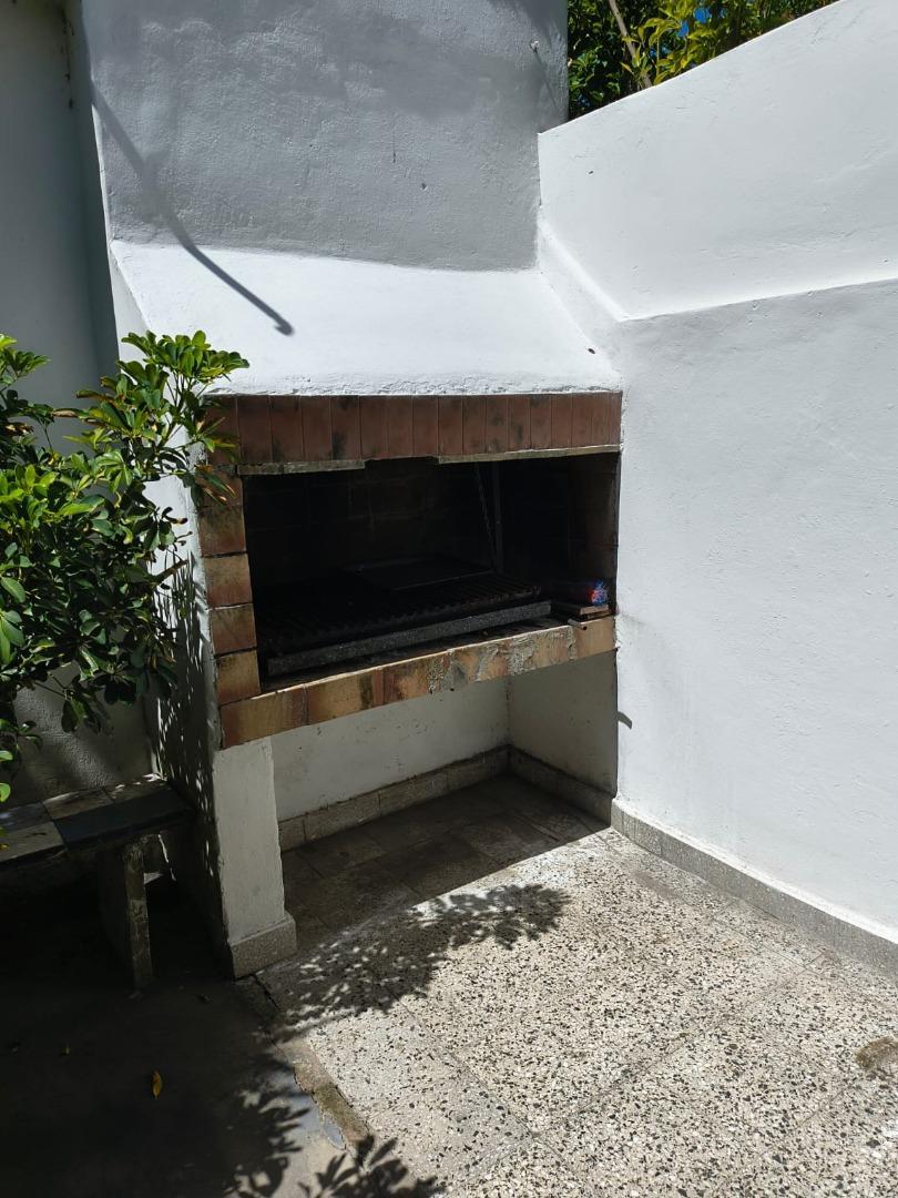 Depto Tipo Casa en Alquiler de 2 ambientes