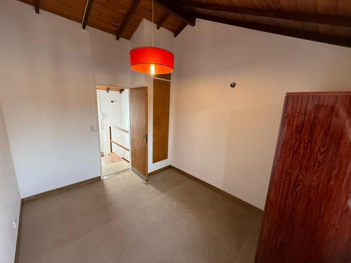 Casa en Alquiler 25 años