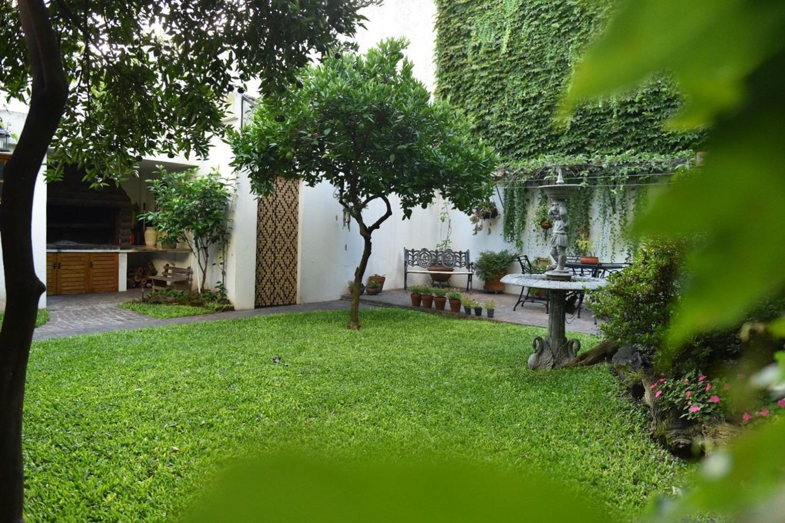 VENTA DE CASA DE 4 AMBIENTES EN DOS PLANTAS 