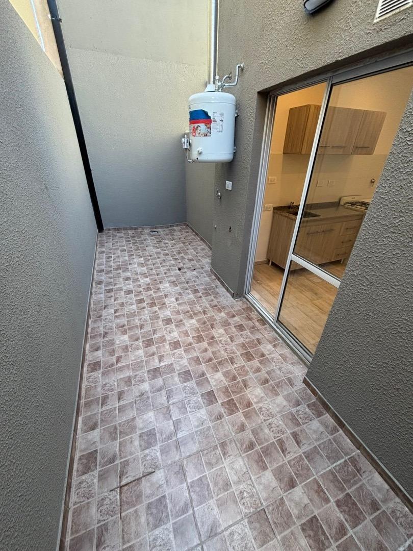 Depto Tipo Casa 3 ambientes con 1 baño