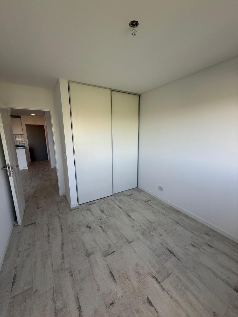 3 De Febrero 3600, Piso 7