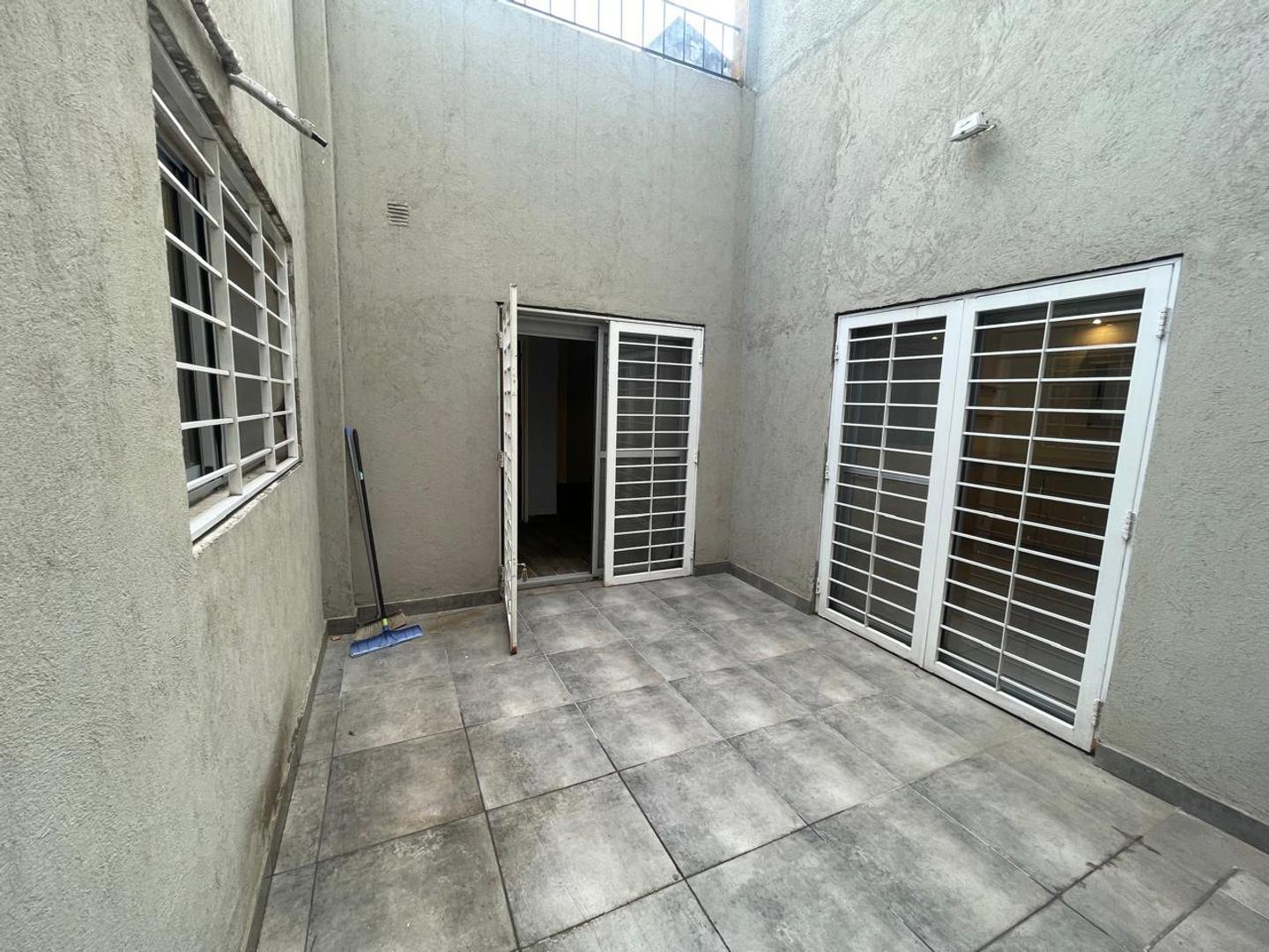 Casa en Villa Luro a la venta