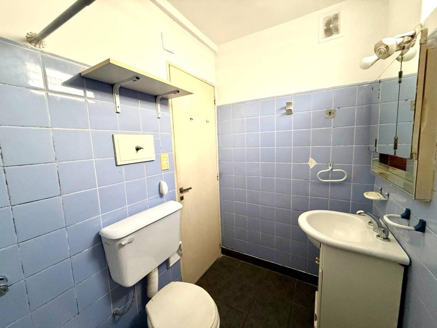 DEPARTAMENTO 2 AMBIENTES BALCON FRANCES CABALLITO