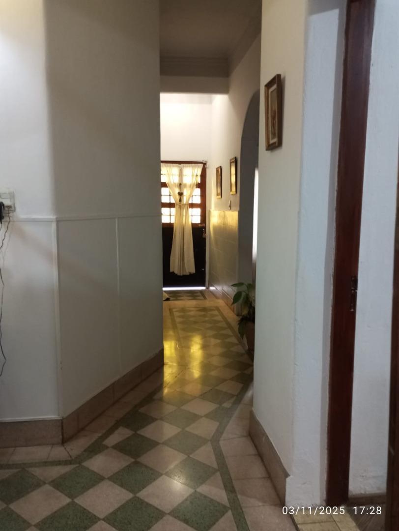 Depto Tipo Casa en Venta de 4 ambientes