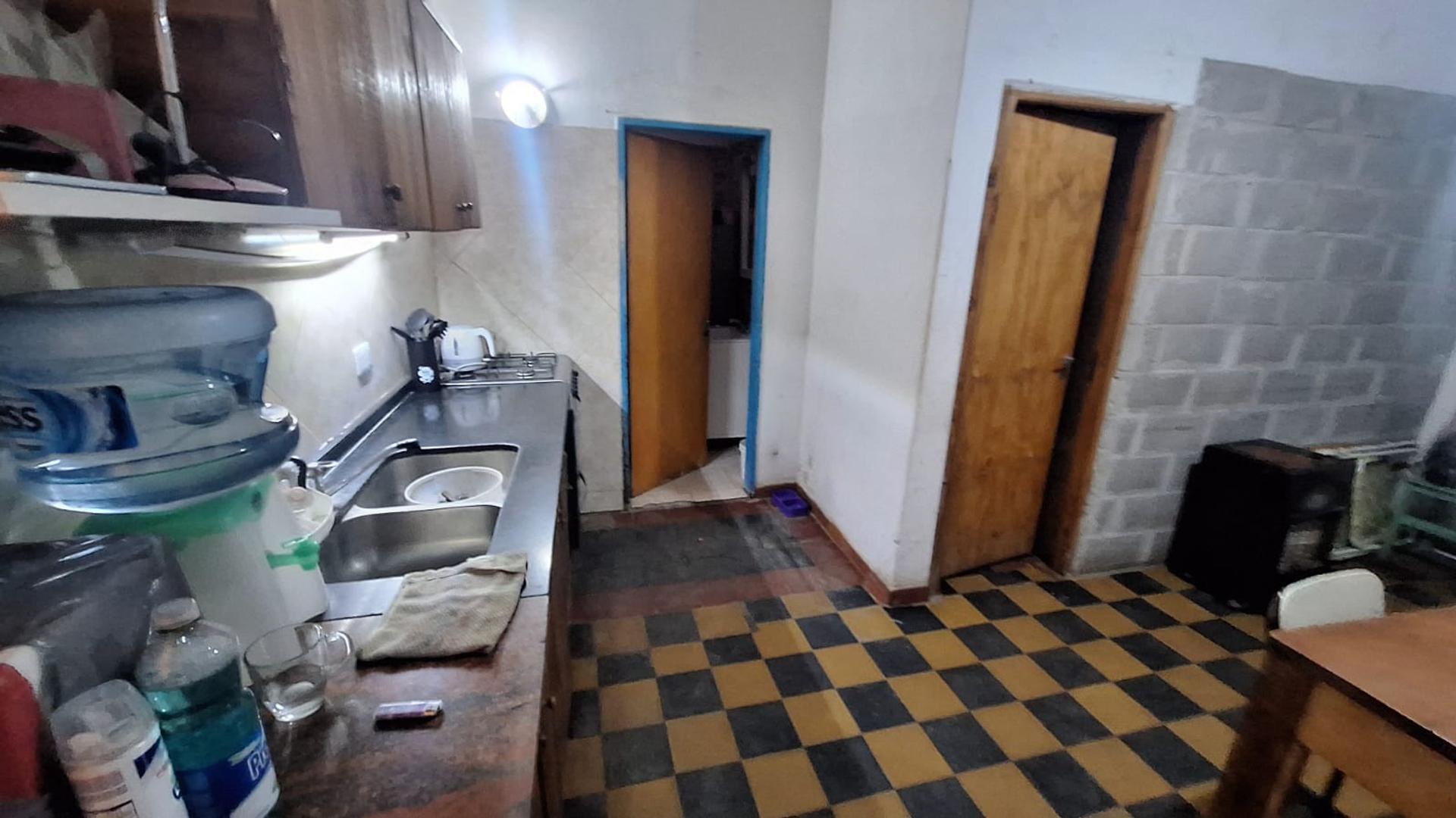 Panaderia sobre dos lotes con salida a dos calles Ruta 3