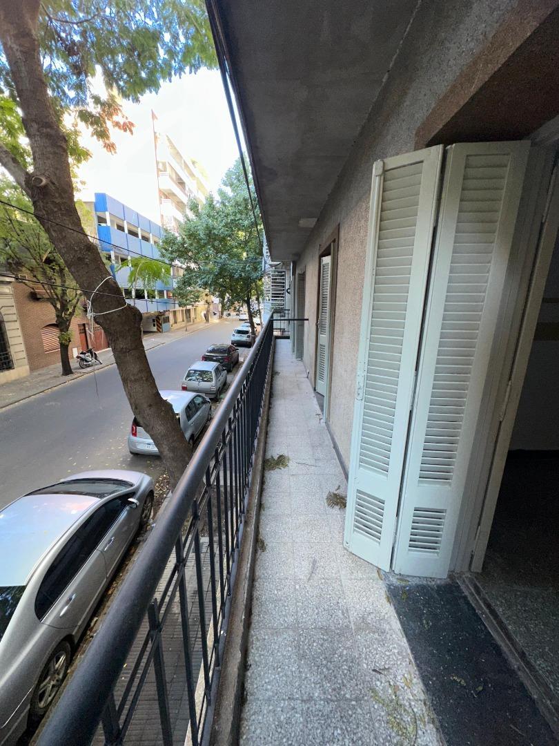 JUAN MANUEL DE ROSAS 1400