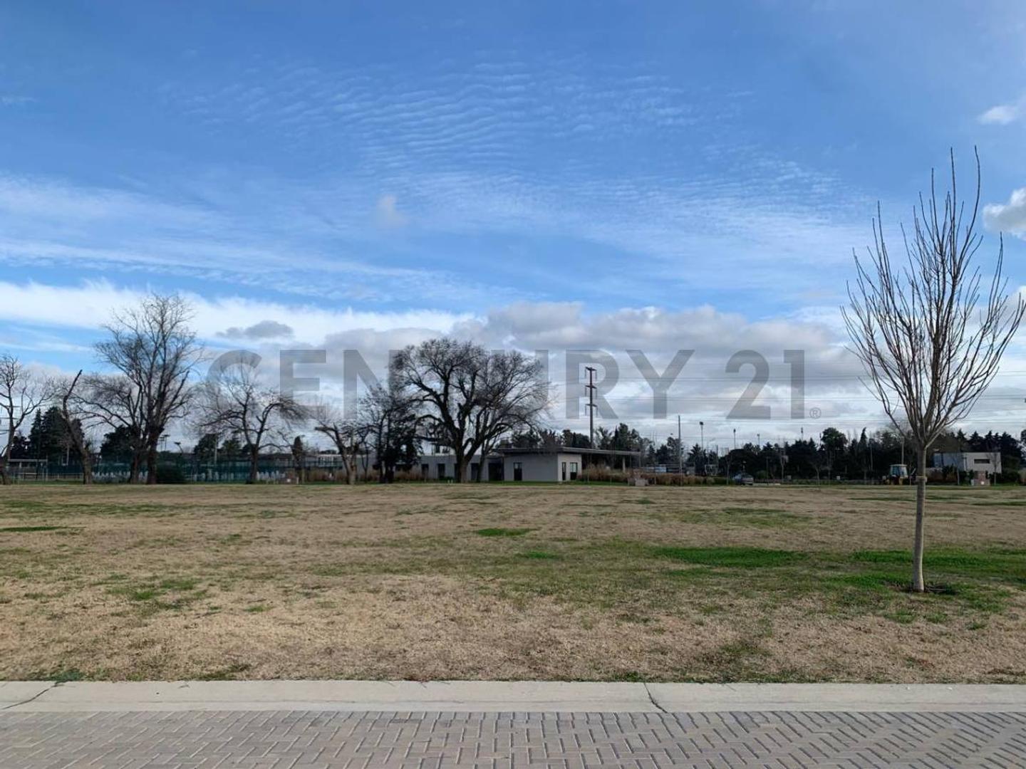 Venta de lote en Barrio Los Cardos, Pilar