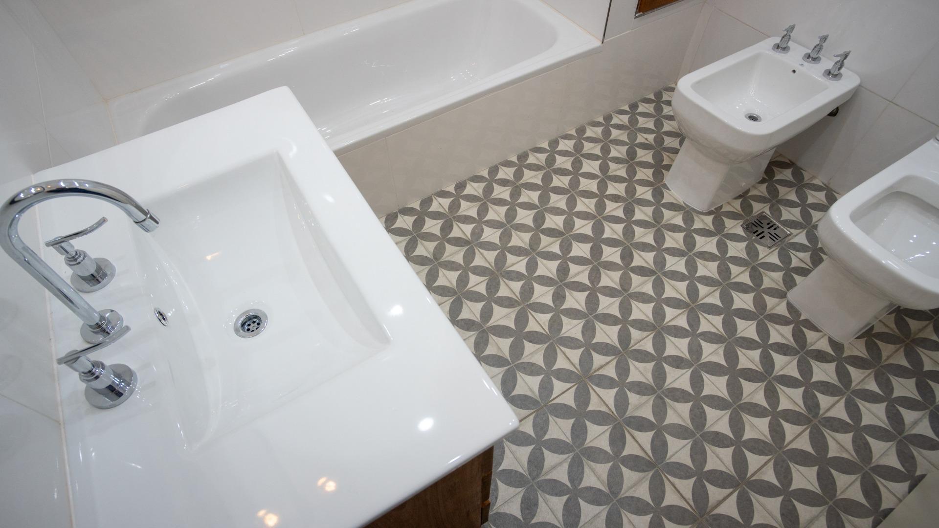 CASA AMERICANA EN VENTA  A ESTRENAR