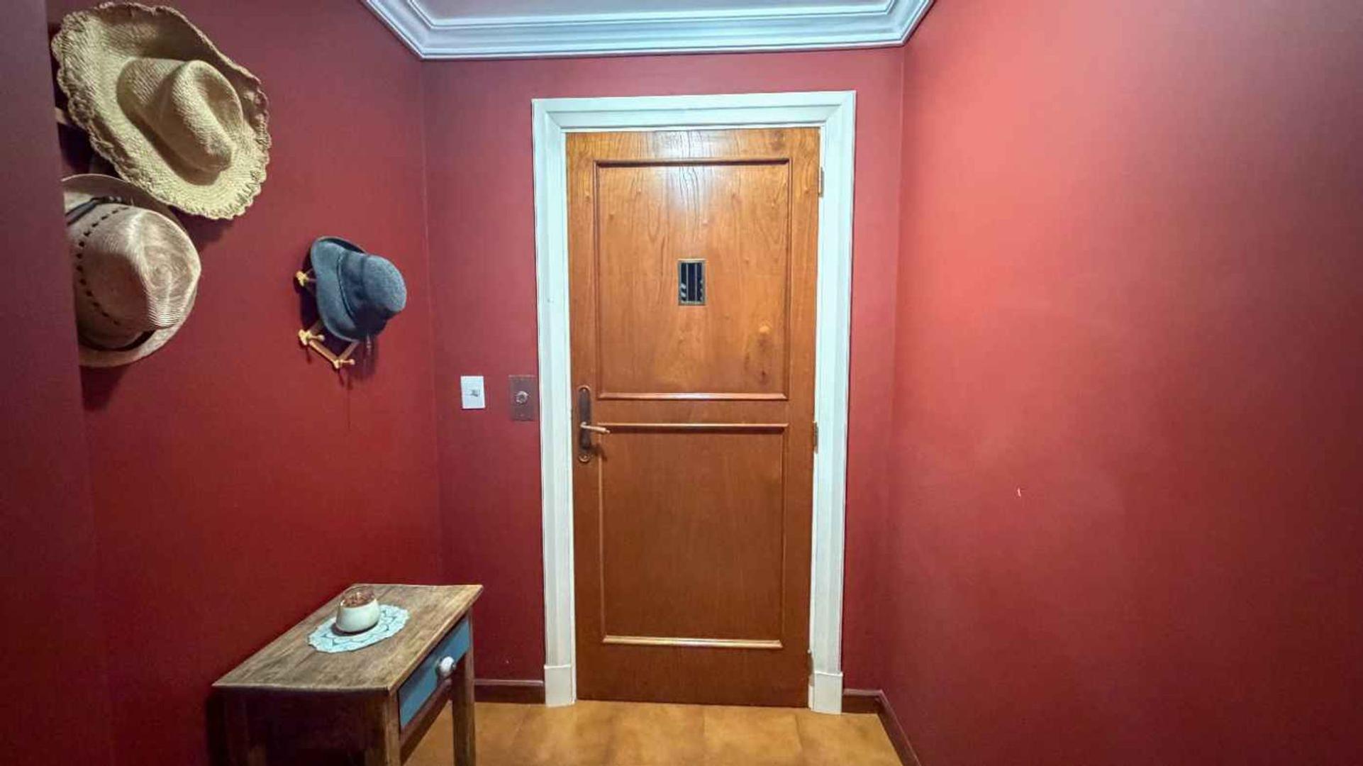 Departamento en Venta de 8 ambientes