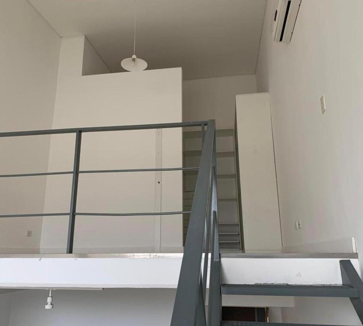 Departamento en Alquiler con 1 cocheras