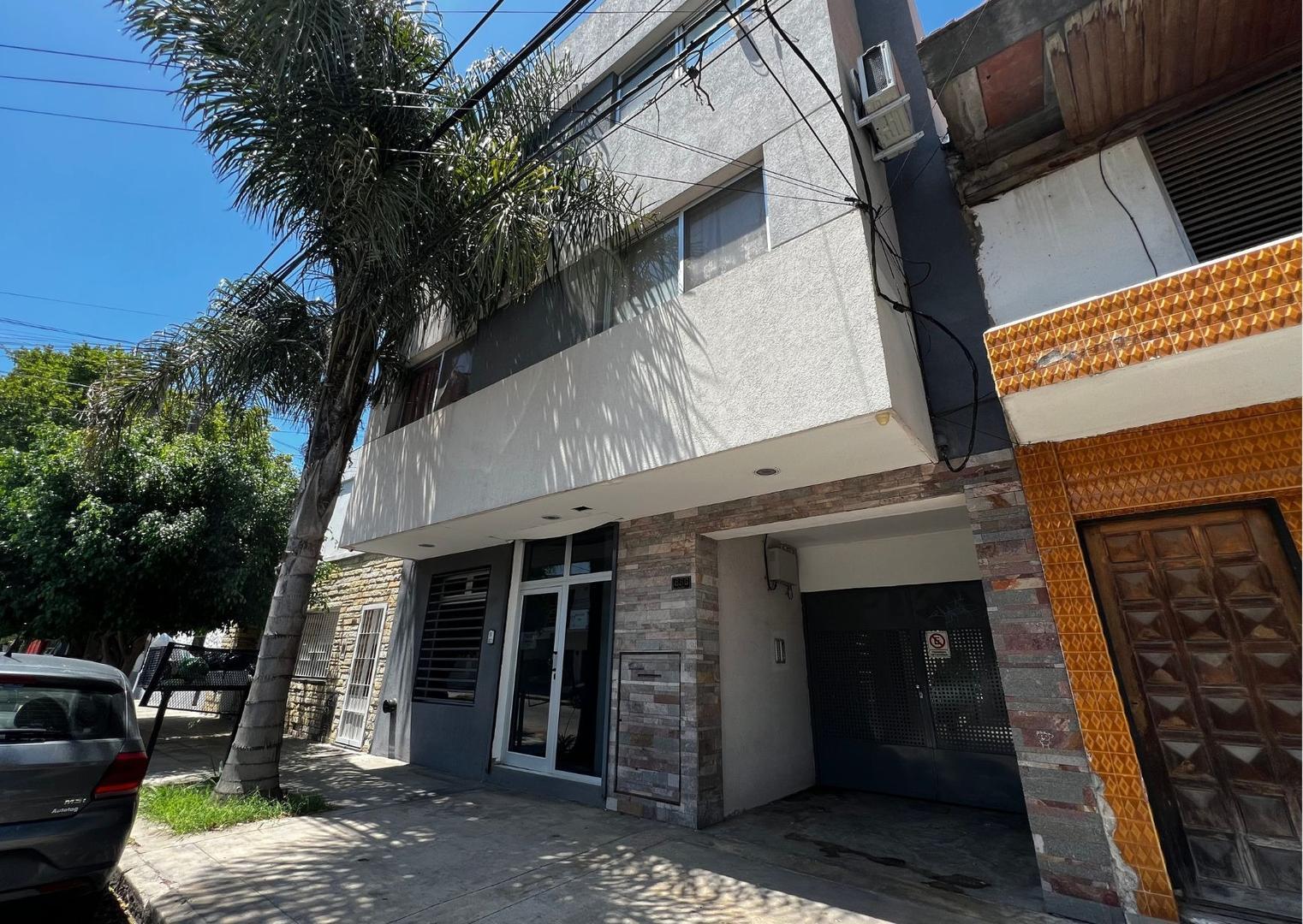 DEPARTAMENTO EN VENTA DE 1 HABITACION, BECERRA 886