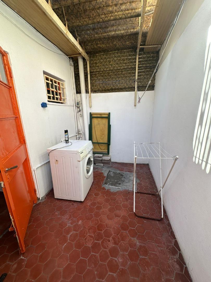 Casa 2 ambientes con 1 baño