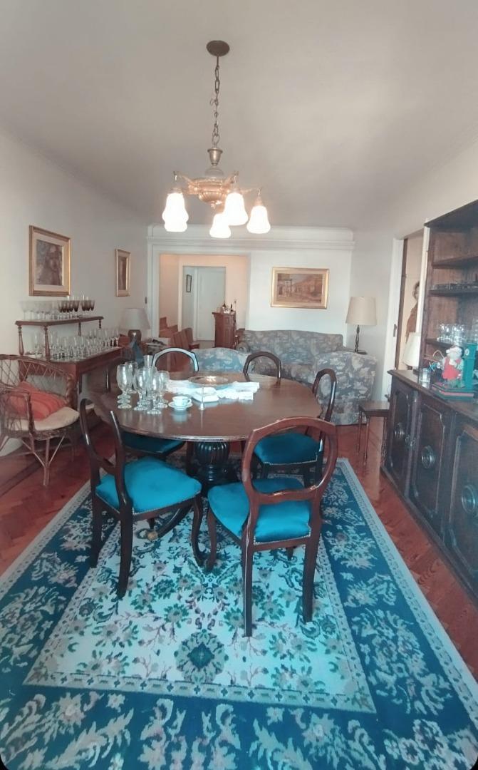 Venta Departamento 4 ambientes. Balcon.