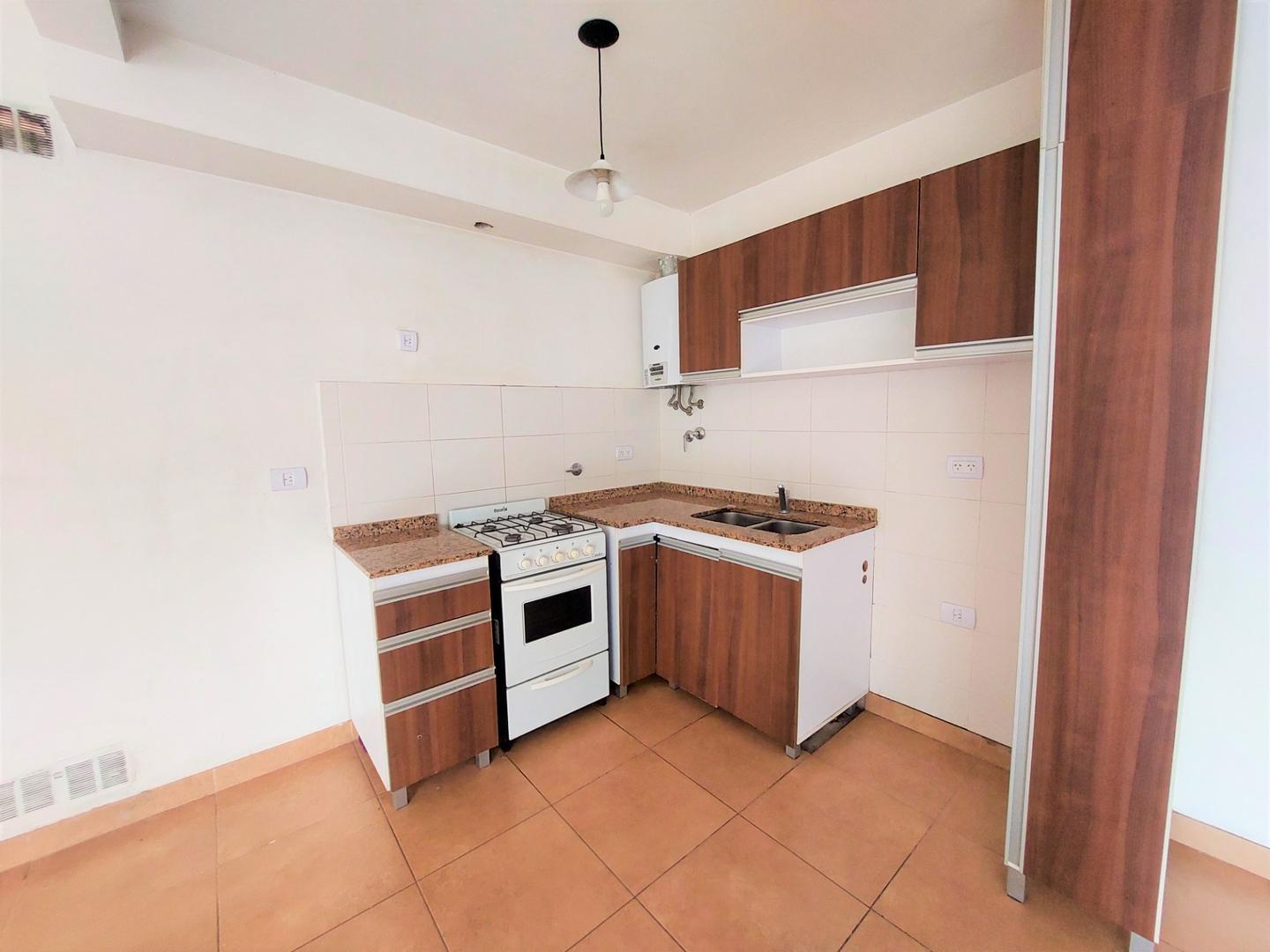 Casa en Alquiler en Ramos Mejia, $ 700.000