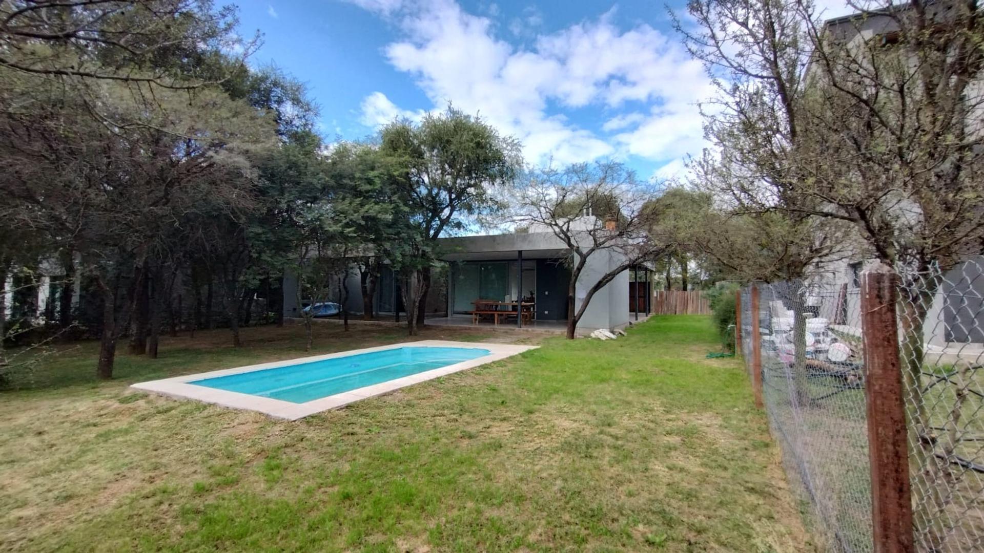 Casa En Venta Valle Del Golf. Etapa 1. Mza 6 Lote 62