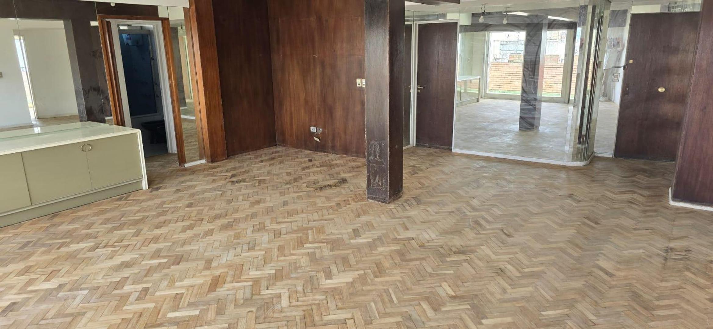 Departamento en Venta de 5 ambientes