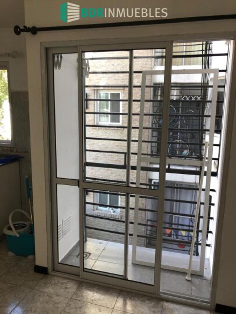 Departamento en Alquiler en Cinco Esquinas, $ 400.000