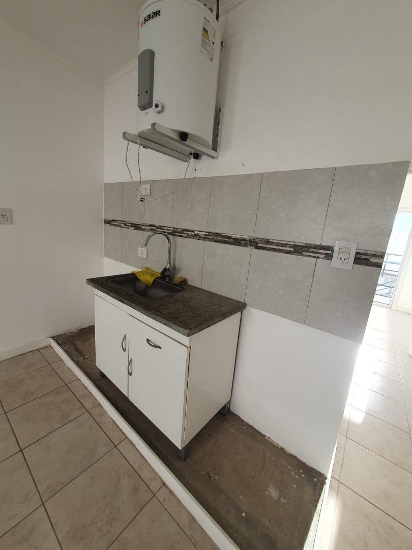 Departamento en Alquiler en Macrocentro, $ 370.000