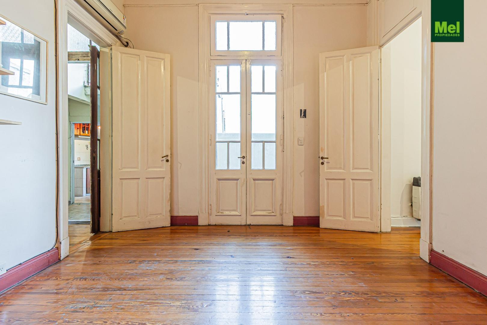 PH 4 ambientes con balcón y terraza. Venta Palermo