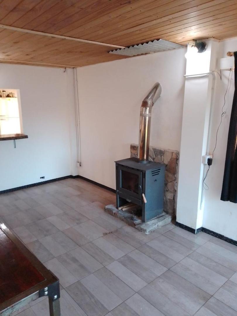 Casa 3 ambientes con 1 baño