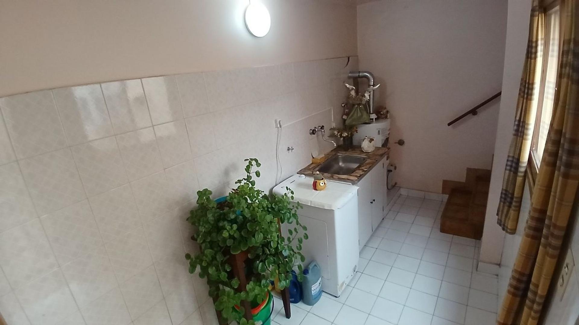 Galpon en Venta en Parque Patricios, USD 150.000