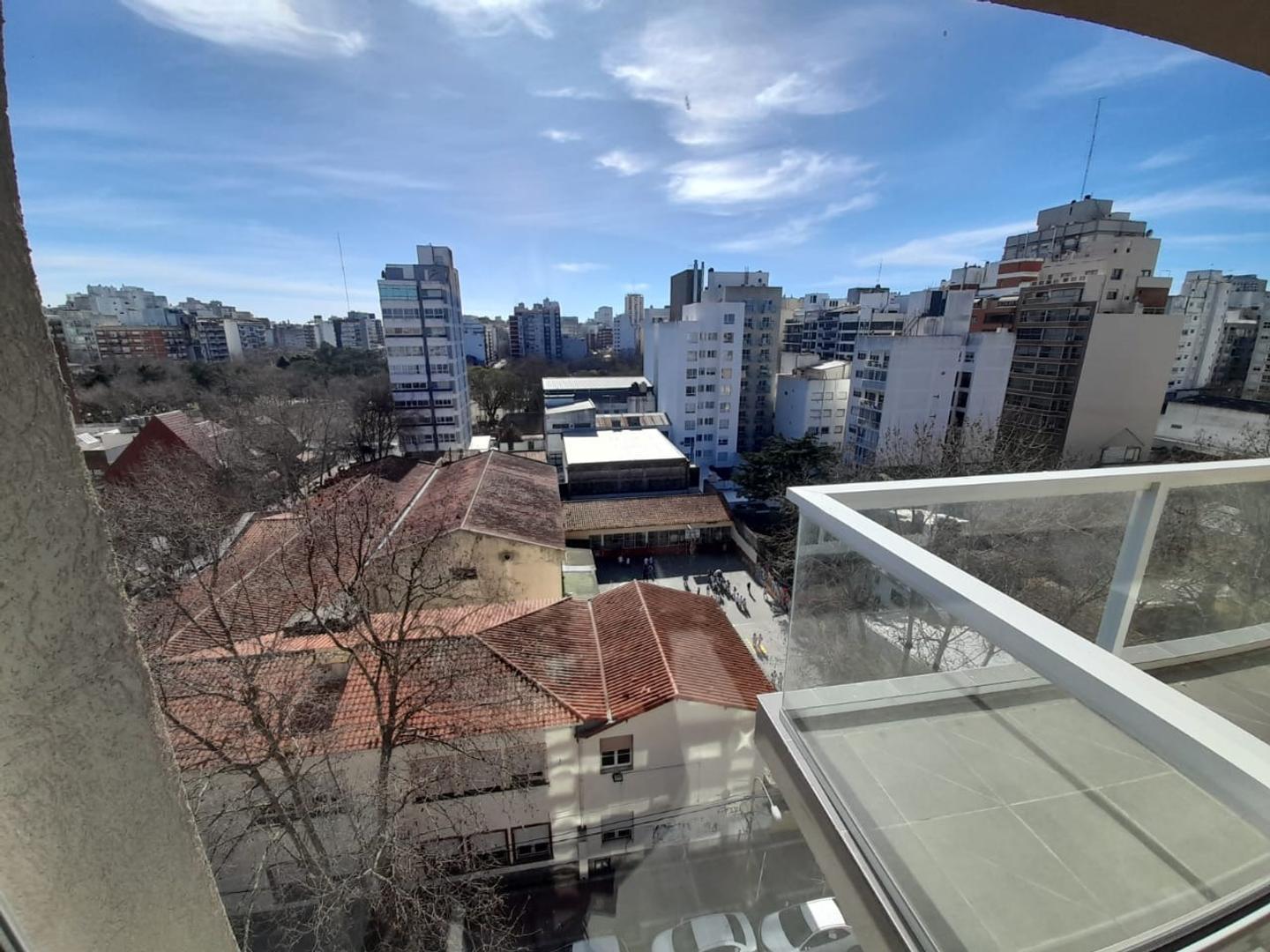 Semipiso 3 ambientes - Cochera y baulera