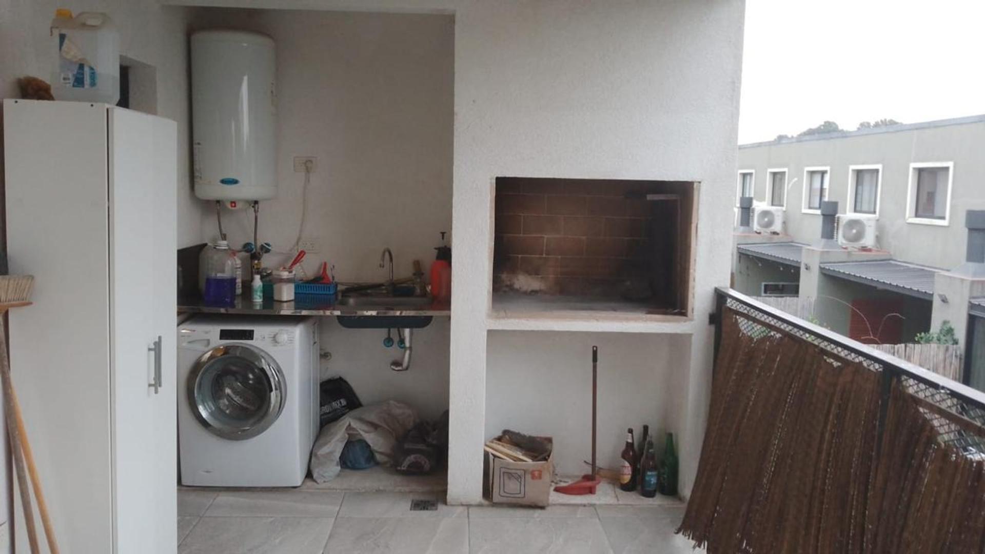 Departamento en Alquiler con 1 cocheras