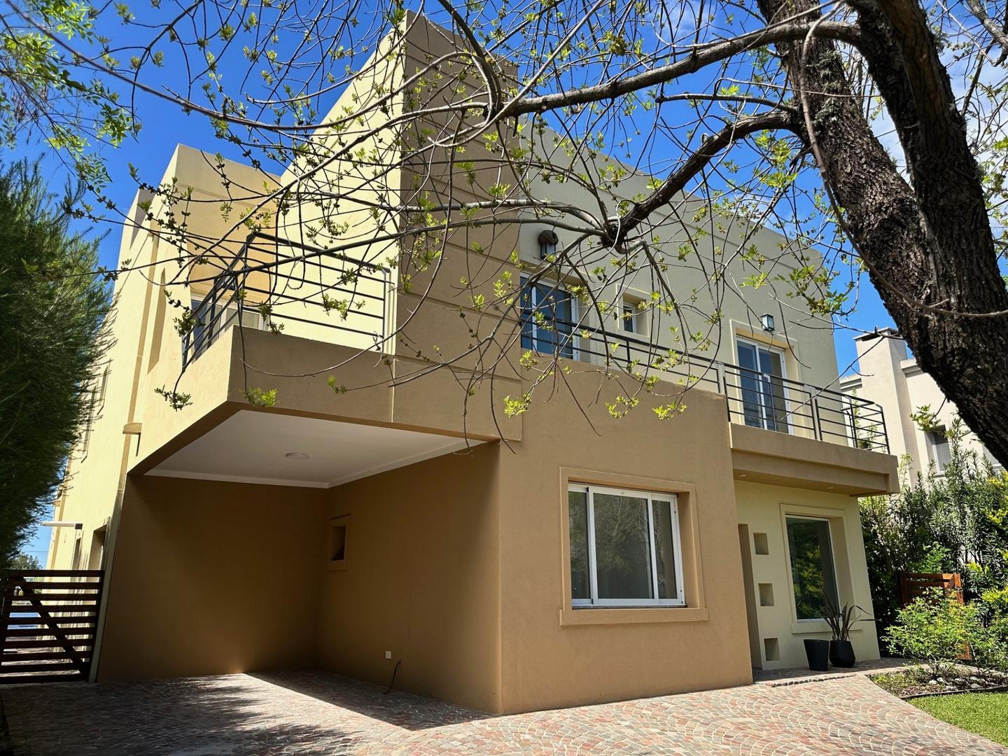 Alquiler Casa Santa Catalina Villa Nueva Tigre