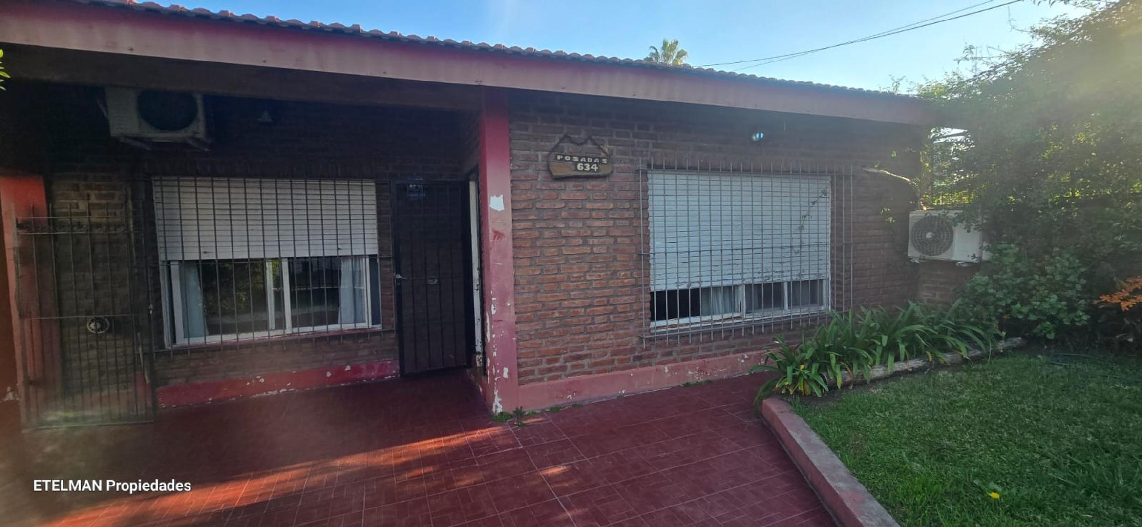 Venta de Casa + Galpón Moreno Sur, calle Posadas 634