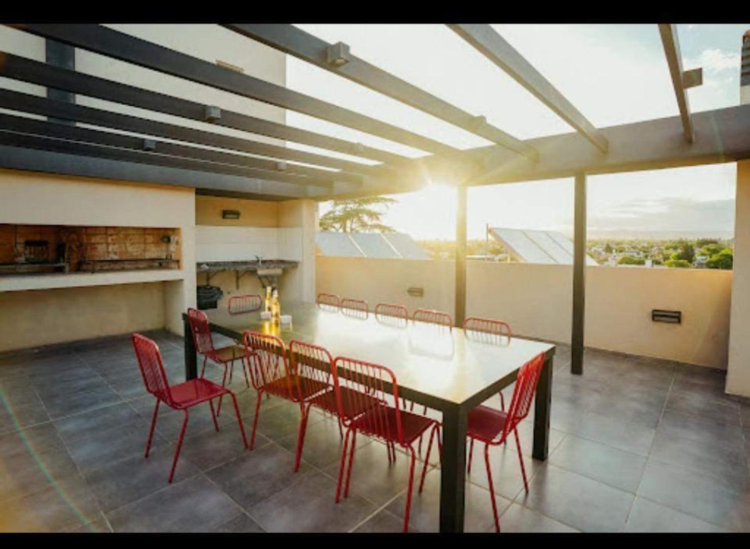 Departamento 3 ambientes con 2 baños