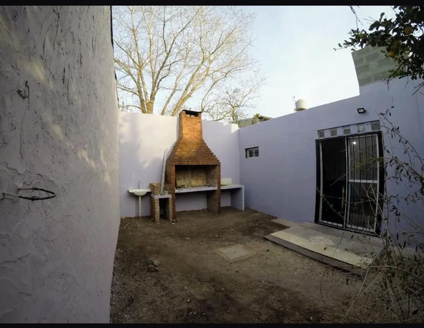 Depto Tipo Casa 2 ambientes con 2 baños