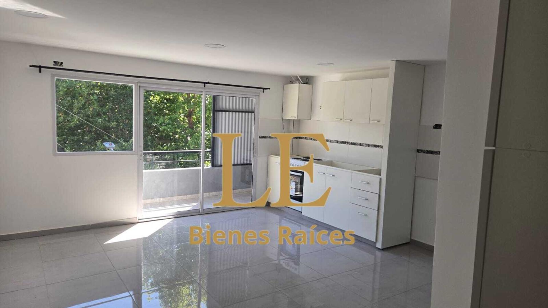 Venta de departamento de 3 amb con cochera a estrenar, Tigre