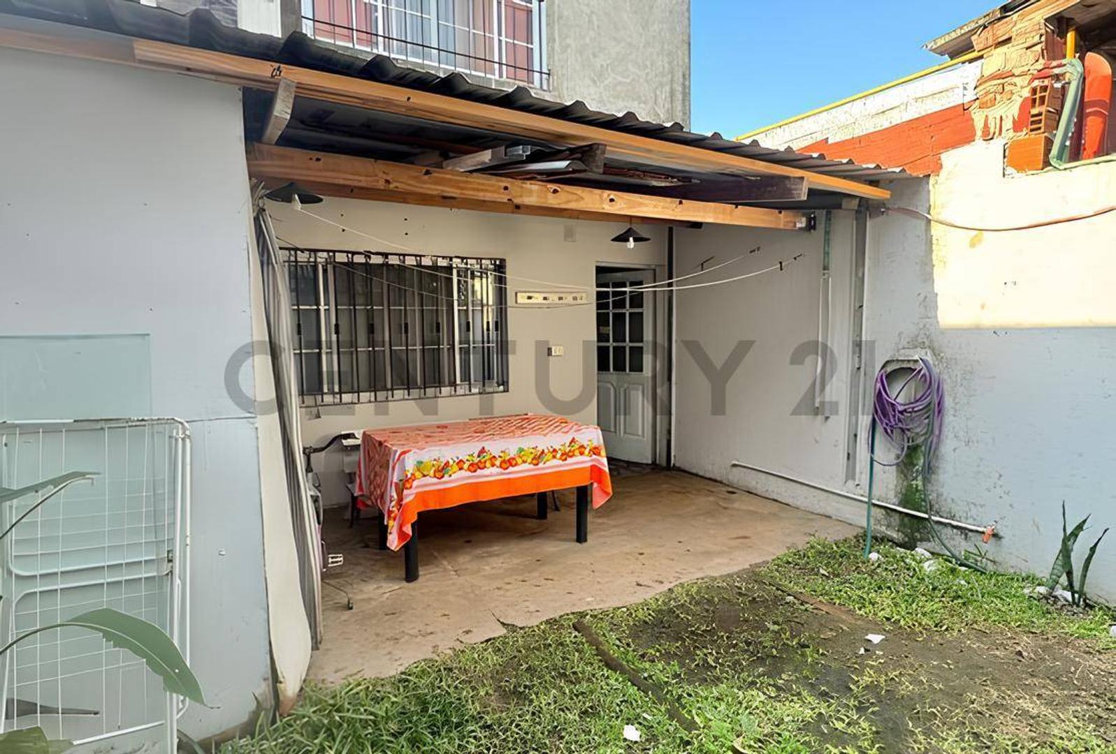 MARTIN FIERRO 7600, Piso 0