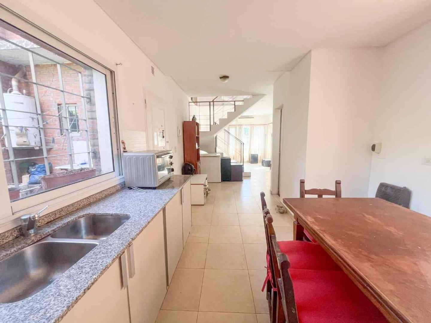 Casa en Venta en Adrogue, USD 104.990