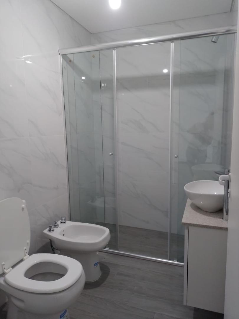 Departamento 2 ambientes con 2 baños