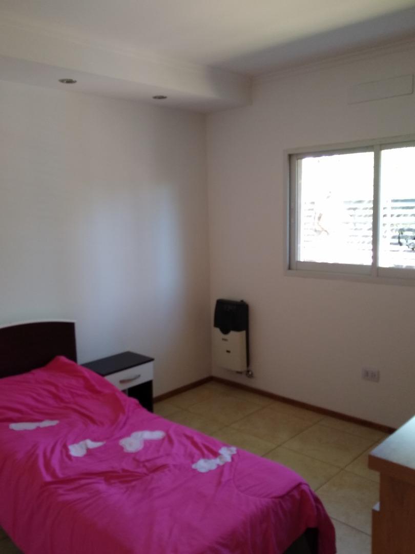 Casa a la venta de 3 Dormitorios en Roldan.