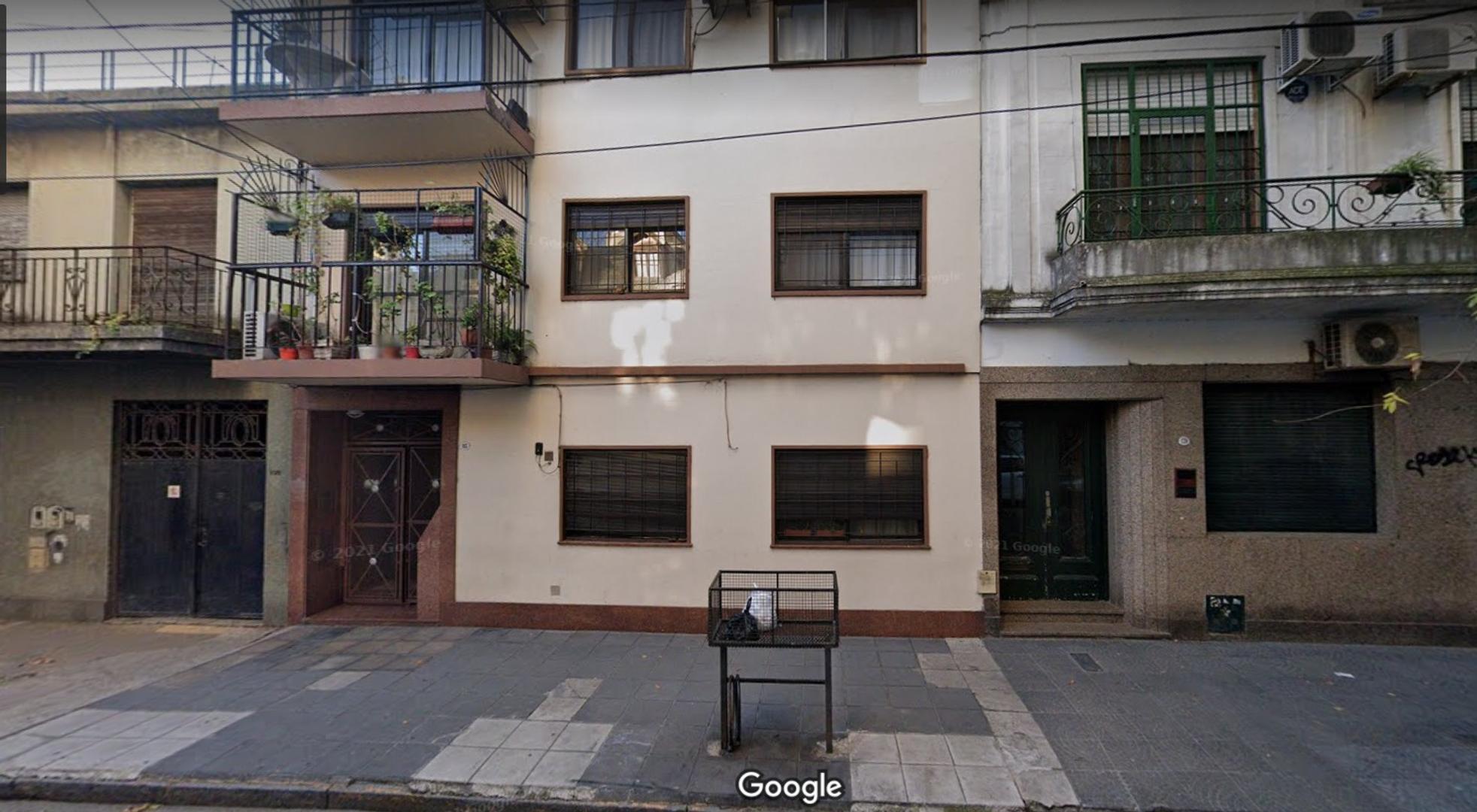 AVELL. CENTRO 2 AMB. EN P.B. C/PATIO 45 M2 APTO PROFESIONAL