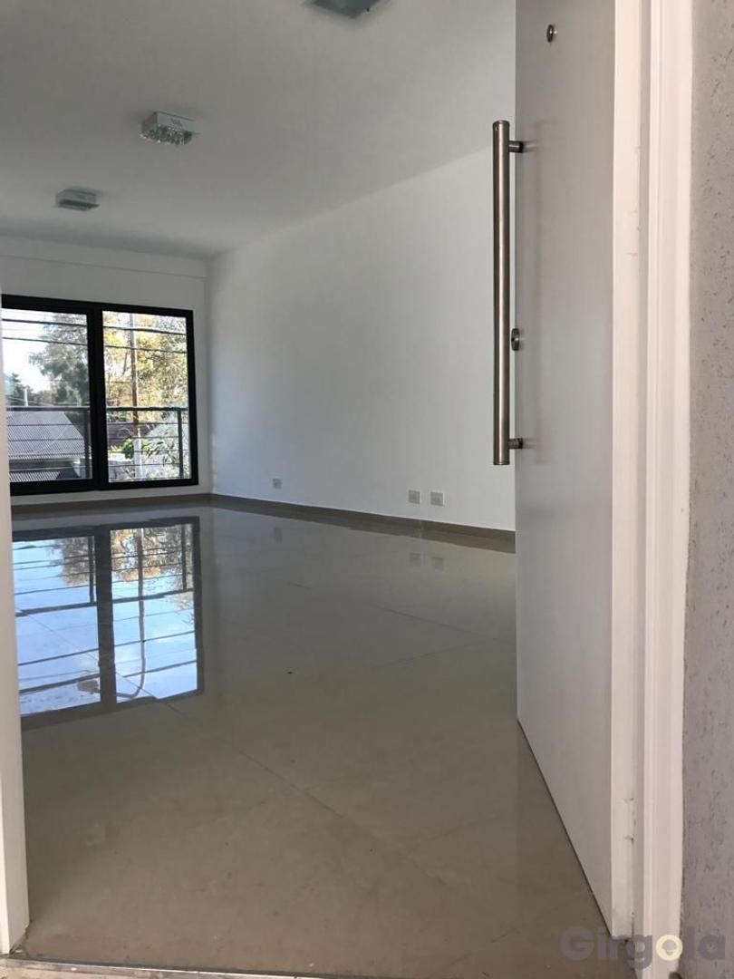 Intendente Nemesio Alvarez 500