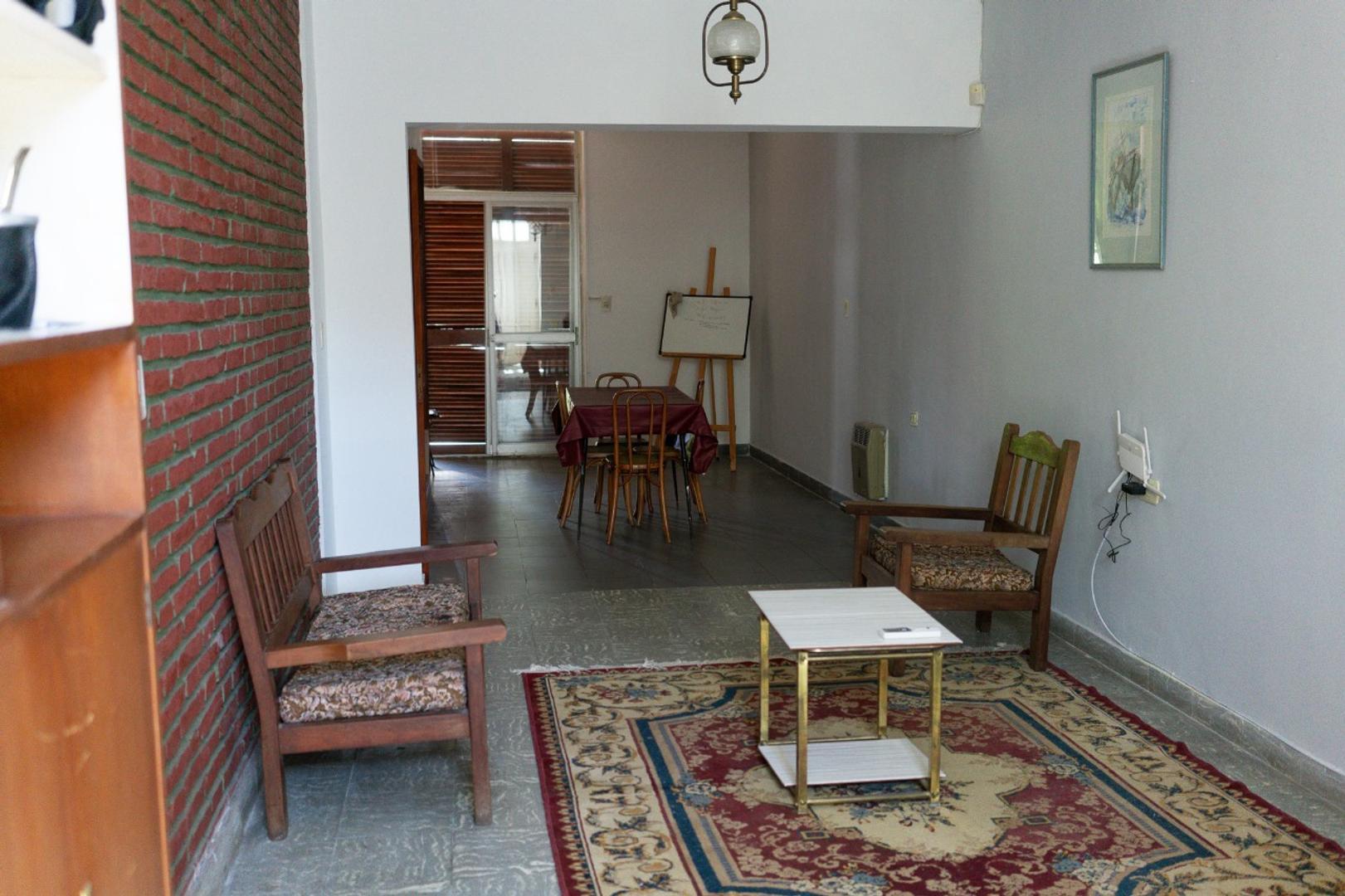 Casa 4 ambientes con 3 baños