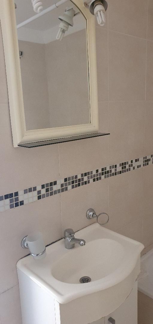 Departamento en Alquiler en Villa Ballester, $ 400.000