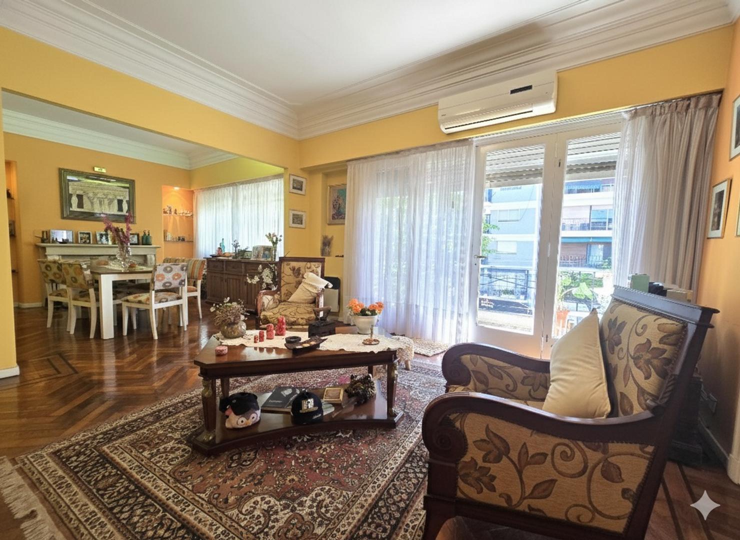 Depto Tipo Casa 4 ambientes con 2 baños