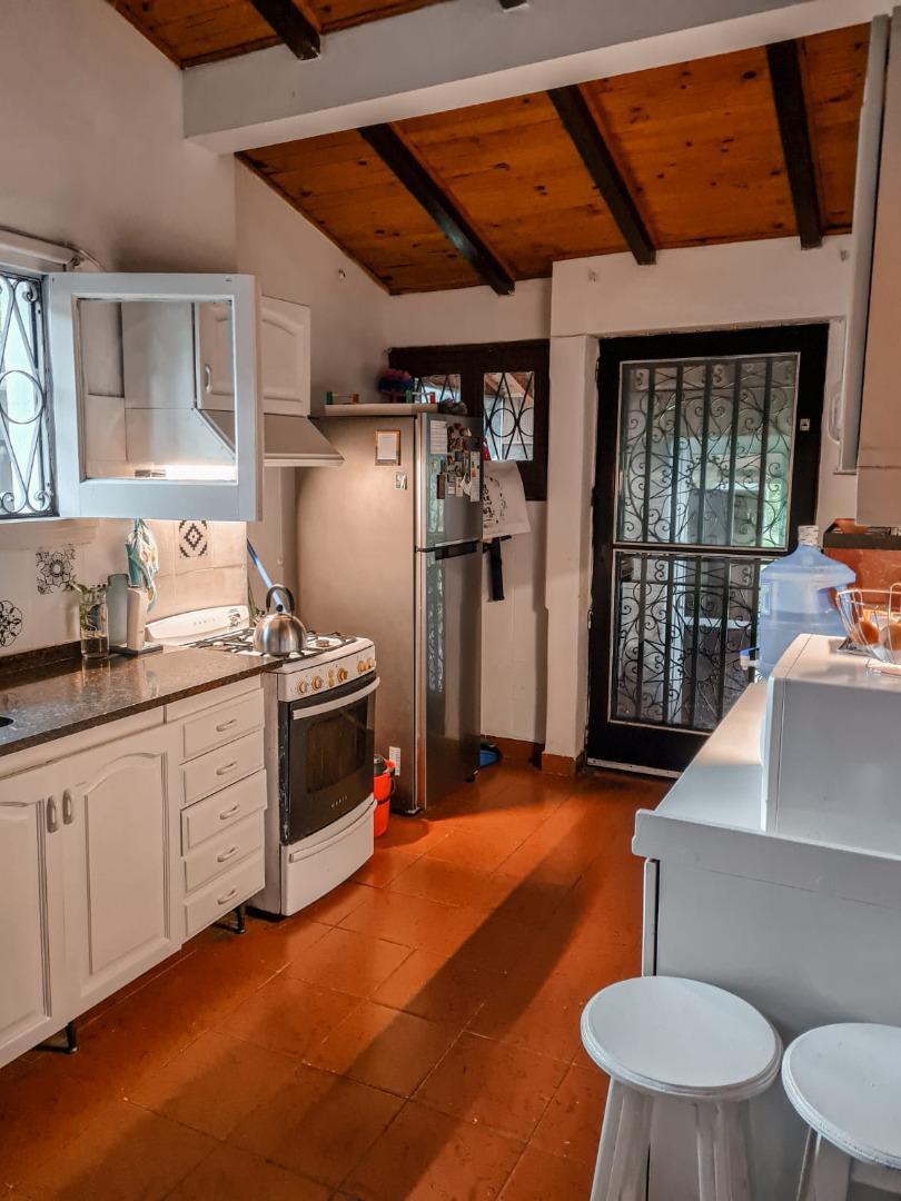 Casa 5 ambientes con 3 baños