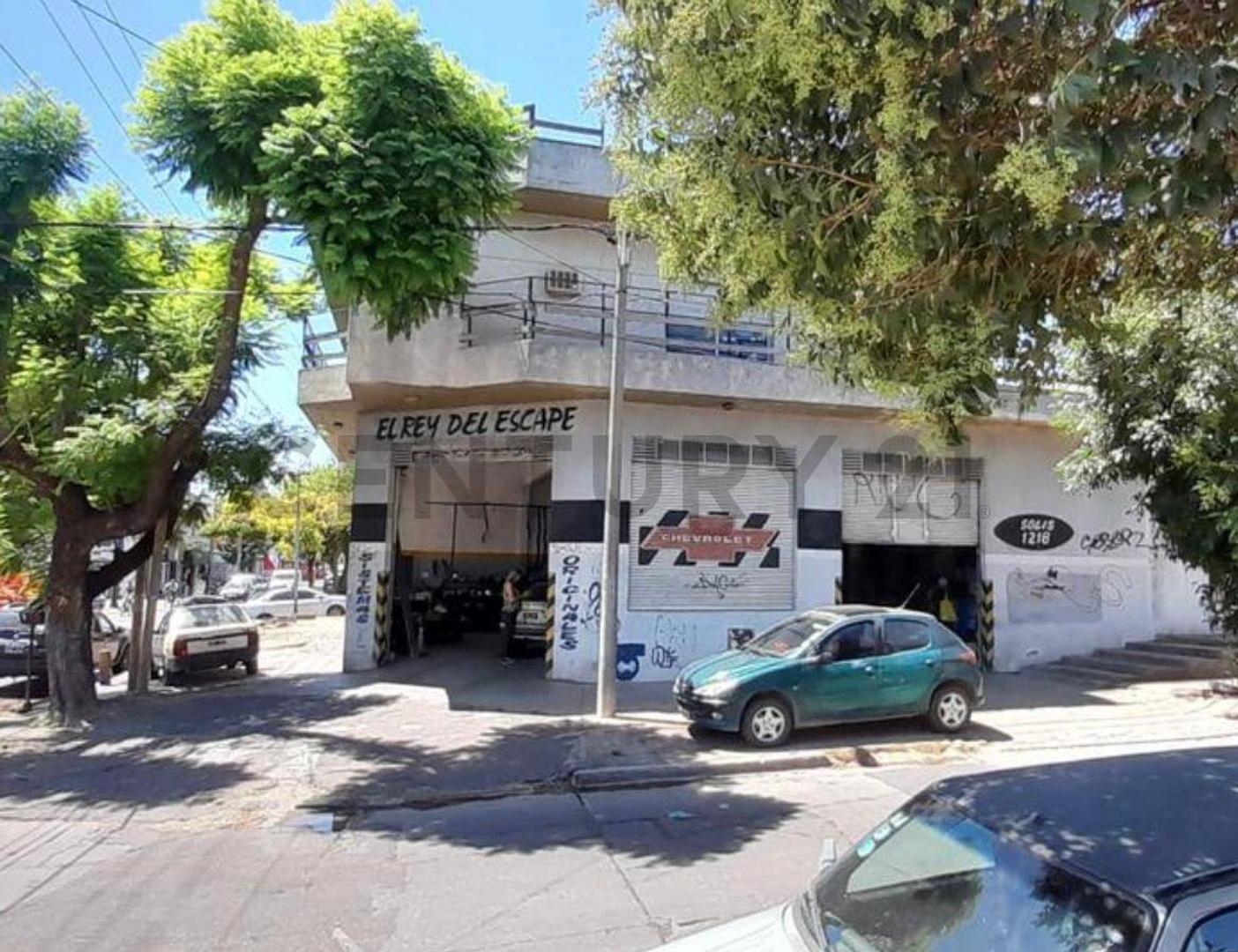 VENTA LOCAL COMERCIAL MA DEPARTAMENTO DE 4 AMBIENTES EN UBICACION ESTRATEGICA